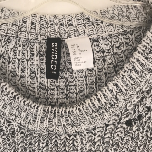 H&M Black & White Marled Crewneck Sweater - Picture 6 of 6